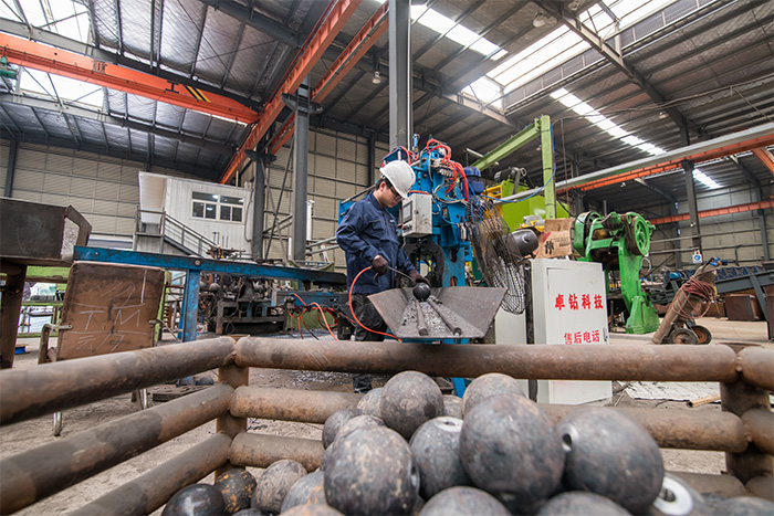 河西网架配件-螺栓球加工车间
